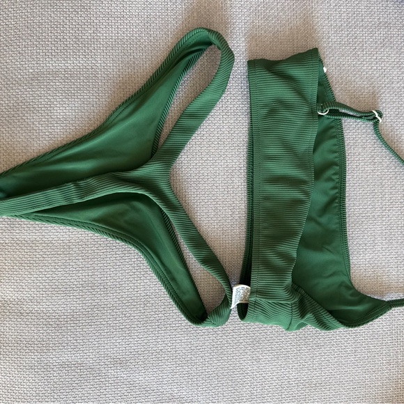 barely used Zulu & Zephyr Green Bikini - Picture 6 of 6